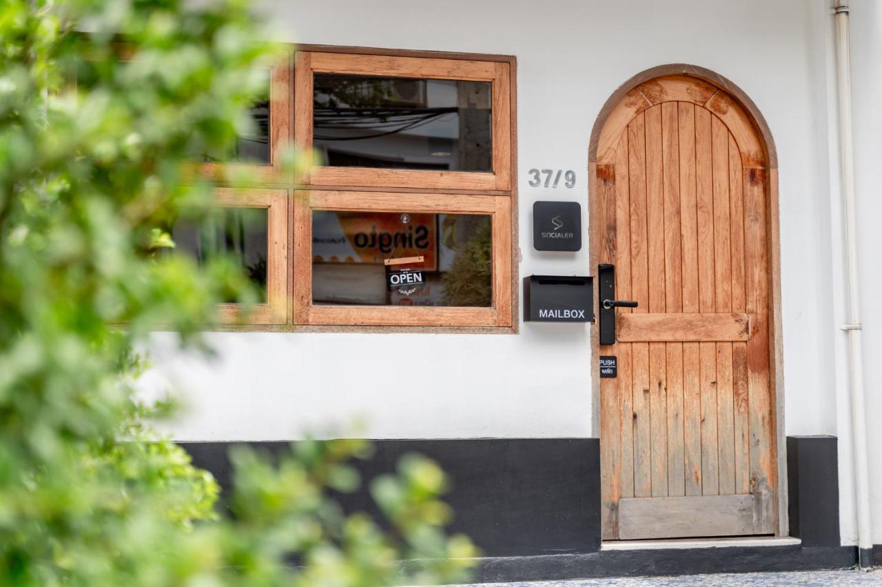 Socialer Coliving & Coworking Space チエンマイ エクステリア 写真