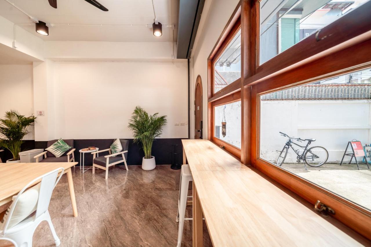 Socialer Coliving & Coworking Space チエンマイ エクステリア 写真