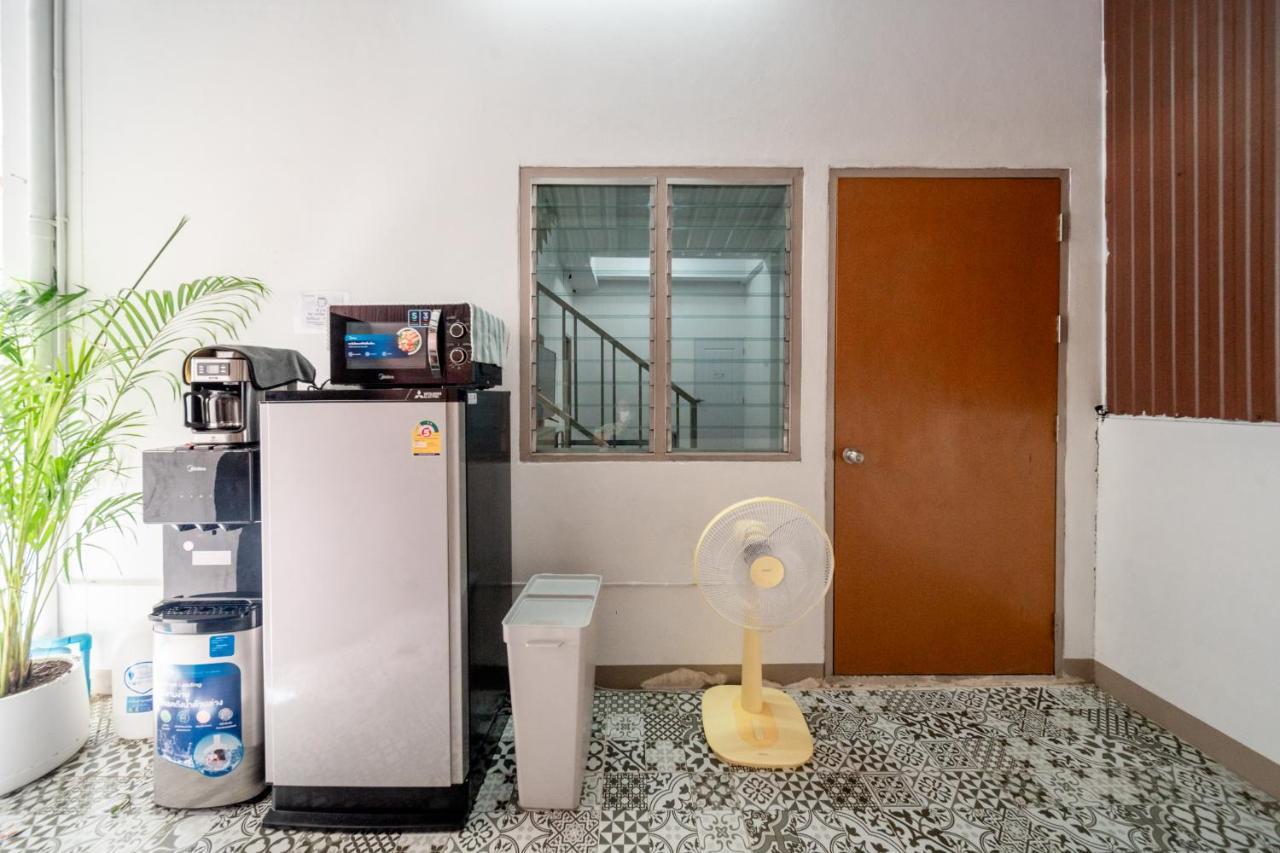 Socialer Coliving & Coworking Space チエンマイ エクステリア 写真